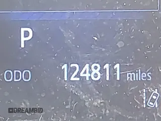 2018 Toyota C-HR XLE with VIN NMTKHMBX0JR008423, listed as a IAAI auction lot 42091445 with 124,811 mi miles. Bid and sale history available at carsss.com. Image 15.