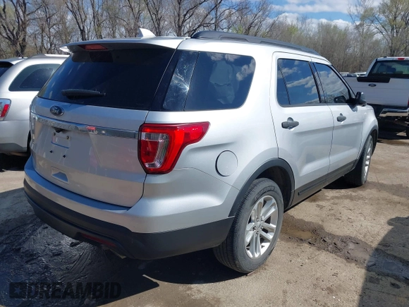 2017 Ford Explorer with VIN 1FM5K7B80HGD75686, listed as a IAAI auction lot 41908973 with 122,525 mi miles and . Bid and sale history available at DreamBid. Image 4.