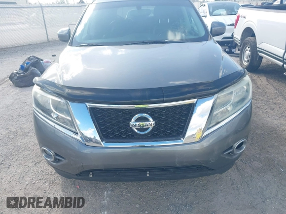 2016 Nissan Pathfinder SV with VIN 5N1AR2MN3GC600155, listed as a IAAI auction lot 41728736 with 92,479 mi miles. Bid and sale history available at carsss.com. Image 6.