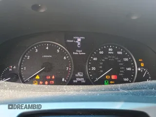 2013 Lexus LS 460 z VIN JTHCL5EF0D5019427, wystawiony jako Copart lot #56021135 z przebiegiem 95 609 mil mil oraz Szkoda całkowita • Salvage title. Historia ofert i sprzedaży dostępna na DreamBid. Obrazek 9.