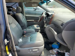 2005 Toyota Sienna XLE with VIN 5TDBA22C65S034814, listed as a Copart auction lot 64951944 with Not provided miles and Non repairable. Bid and sale history available at DreamBid. Image 7.