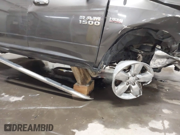 2018 Ram 1500 Big Horn with VIN 3C6RR7LT9JG131072, listed as a IAAI auction lot 41516430 with 63,893 mi miles. Bid and sale history available at carsss.com. Image 18.