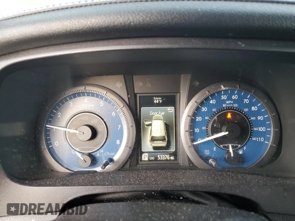 2017 Toyota Sienna XLE with VIN 5TDDZ3DC5HS181117, listed as a Copart auction lot 48122515 with 53,376 mi miles and Salvage title. Bid and sale history available at DreamBid. Image 9.