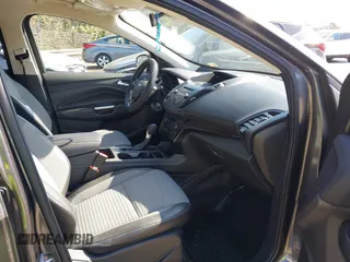 2017 Ford Escape SE with VIN 1FMCU9GD9HUC84906, listed as a IAAI auction lot 41762989 with 147,721 mi miles. Bid and sale history available at carsss.com. Image 5.