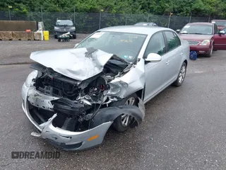 2010 Volkswagen Jetta Limited Edition with VIN 3VWAZ7AJ8AM131019, listed as a IAAI auction lot 42340420 with 263,840 mi miles and . Bid and sale history available at DreamBid. Image 6.