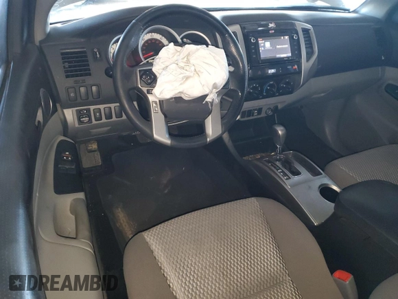 2014 Toyota Tacoma PreRunner z VIN 5TFTU4GN5EX063359, wystawiony jako Copart lot #47021535 z przebiegiem 109 192 mil mil oraz Szkoda całkowita • Salvage title. Historia ofert i sprzedaży dostępna na DreamBid. Obrazek 8.
