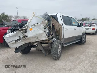 2015 Ford F-150 XLT with VIN 1FTEW1EG6FKD08433, listed as a IAAI auction lot 41565489 with 170,622 mi miles. Bid and sale history available at carsss.com. Image 4.