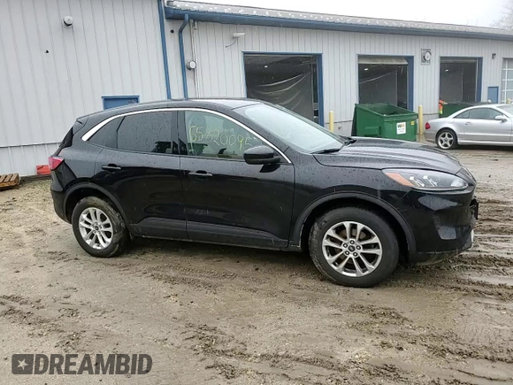 2020 Ford Escape SE with VIN 1FMCU9G61LUB27963, listed as a Copart auction lot 55820095 with 82,264 mi miles and Salvage title. Bid and sale history available at DreamBid. Image 14.