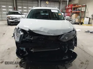 2017 Nissan Rogue SV z VIN KNMAT2MV4HP615103, wystawiony jako IAAI lot #41935754 z przebiegiem 142 770 mil mil oraz . Historia ofert i sprzedaży dostępna na DreamBid. Obrazek 13.