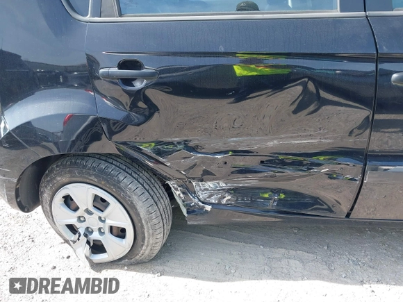 2011 Kia Soul with VIN KNDJT2A11B7231398, listed as a IAAI auction lot 42081734 with 107,077 mi miles and . Bid and sale history available at DreamBid. Image 6.