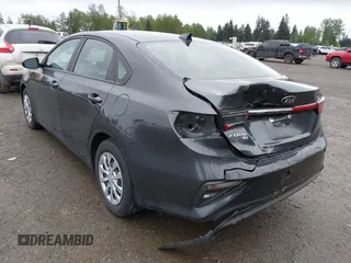 2021 Kia Forte LXS with VIN 3KPF24AD9ME267065, listed as a IAAI auction lot 42139392 with 85,763 mi miles. Bid and sale history available at carsss.com. Image 3.