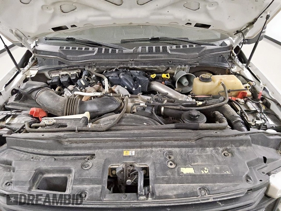 2019 Ford F-250 XL with VIN 1FT7W2BT8KEC70552, listed as a Copart auction lot 62522215 with 137,095 mi miles and Clean title. Bid and sale history available at DreamBid. Image 11.
