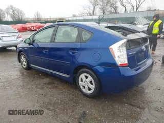 2010 Toyota Prius II z VIN JTDKN3DU4A0067937, wystawiony jako IAAI lot #41866397 z przebiegiem 193 718 mil mil oraz . Historia ofert i sprzedaży dostępna na DreamBid. Obrazek 3.