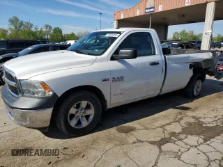 2018 Ram 1500 Tradesman z VIN 3C6JR6DT7JG304609, wystawiony jako Copart lot #55684295 z przebiegiem 73 075 mil mil oraz Szkoda całkowita • Salvage title. Historia ofert i sprzedaży dostępna na DreamBid. Obrazek 1.