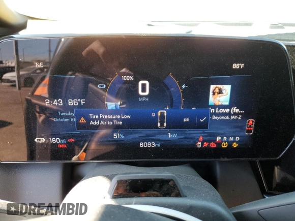 2024 Chevrolet Equinox EV LT z VIN 3GN7DLRP4RS271032, wystawiony jako Copart lot #77460884 z przebiegiem 6 093 mil mil oraz Szkoda całkowita • Salvage title. Historia ofert i sprzedaży dostępna na DreamBid. Obrazek 9.