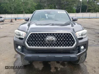 2018 Toyota Tacoma SR with VIN 5TFCZ5AN1JX147799, listed as a Copart auction lot 54337455 with 189,899 mi miles and Salvage Title. Bid and sale history available at DreamBid. Image 5.