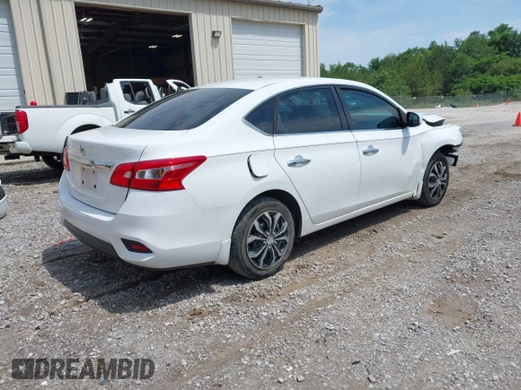 2017 Nissan Sentra S с VIN 3N1AB7AP7HY381773, выставлен на аукционе IAAI как лот 42247232 с пробегом 102 956 миль миль и . История ставок и продаж доступна на DreamBid. Изображение 4.