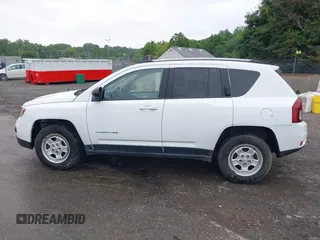 2017 Jeep Compass Sport SE с VIN 1C4NJCBA5HD123436, выставлен на аукционе IAAI как лот 42622235 с пробегом 135 334 миль миль и . История ставок и продаж доступна на DreamBid. Изображение 15.