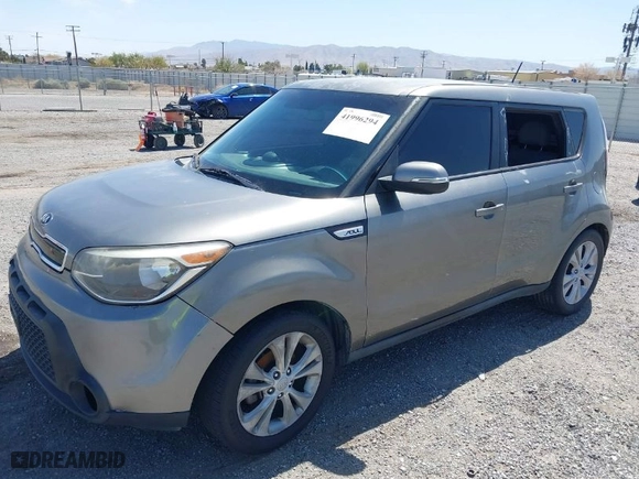 2014 Kia Soul + with VIN KNDJP3A57E7072372, listed as a IAAI auction lot 41996294 with 136,601 mi miles. Bid and sale history available at carsss.com. Image 2.