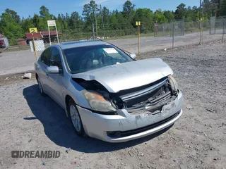 2007 Nissan Altima SL with VIN 1N4BL21E27C107569, listed as a IAAI auction lot 42061514 with 155,040 mi miles and . Bid and sale history available at carsss.com. Image 1.