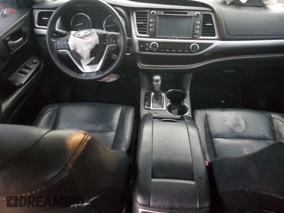 2018 Toyota Highlander SE z VIN 5TDJZRFHXJS857422, wystawiony jako Copart lot #84721464 z przebiegiem Nie podano mil oraz Nie do naprawy • Non repairable. Historia ofert i sprzedaży dostępna na DreamBid. Obrazek 8.
