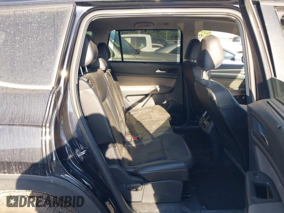 2023 Volkswagen Atlas SEL z VIN 1V2BR2CA4PC557385, wystawiony jako IAAI lot #42008233 z przebiegiem Nie podano mil oraz . Historia ofert i sprzedaży dostępna na DreamBid. Obrazek 8.