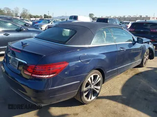 2016 Mercedes-Benz E 400 with VIN WDDKK6FF9GF339998, listed as a IAAI auction lot 41664090 with 69,630 mi miles and . Bid and sale history available at carsss.com. Image 4.