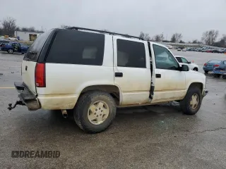1998 Chevrolet Tahoe z VIN 1GNEK13R4WJ346191, wystawiony jako Copart lot #86583514 z przebiegiem 2 650 816 mil mil oraz Szkoda całkowita • Salvage title. Historia ofert i sprzedaży dostępna na DreamBid. Obrazek 3.