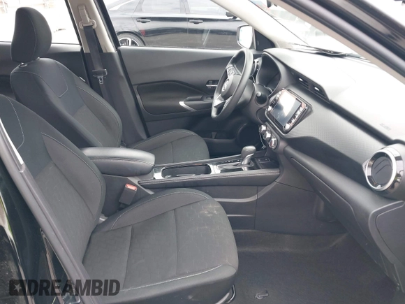 2024 Nissan Kicks SV with VIN 3N1CP5CV5RL491617, listed as a IAAI auction lot 42125112 with 25,965 mi miles. Bid and sale history available at carsss.com. Image 5.