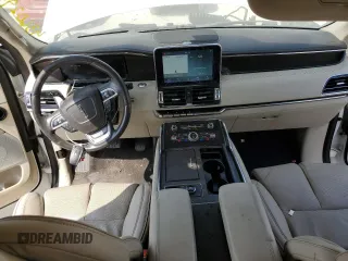 2018 Lincoln Navigator Reserve z VIN 5LMJJ3LT6JEL21191, wystawiony jako Copart lot #43602943 z przebiegiem 117 726 mil mil oraz . Historia ofert i sprzedaży dostępna na DreamBid. Obrazek 8.