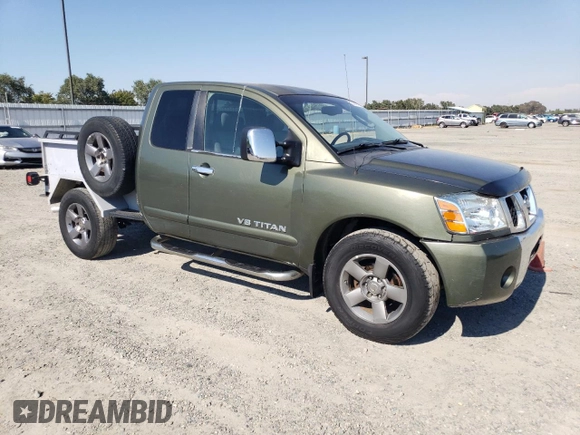2005 Nissan Titan SE z VIN 1N6AA06B85N507424, wystawiony jako Copart lot #64841425 z przebiegiem 208 542 mil mil oraz Czysty tytuł • Clean title. Historia ofert i sprzedaży dostępna na DreamBid. Obrazek 4.