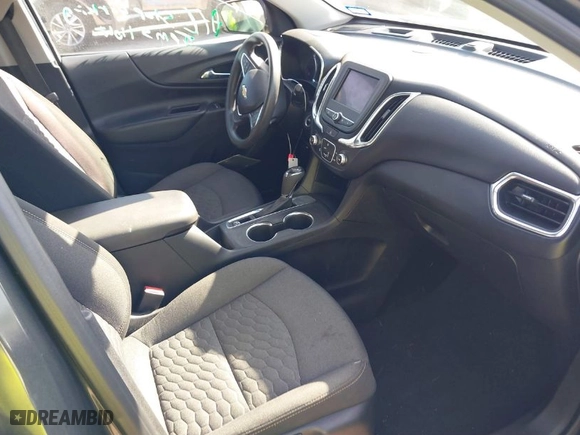 2020 Chevrolet Equinox LT with VIN 2GNAXJEV3L6173217, listed as a IAAI auction lot 41853930 with 160,649 mi miles. Bid and sale history available at carsss.com. Image 5.