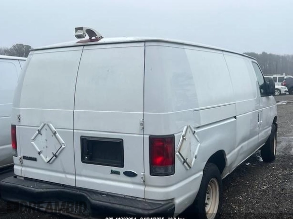 2010 Ford Econoline Cargo Commercial with VIN 1FTNE1EWXADA91363, listed as a IAAI auction lot 41833964 with 167,426 mi miles and . Bid and sale history available at carsss.com. Image 13.