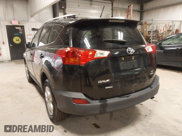 2015 Toyota RAV4 LE with VIN 2T3BFREV5FW349577, listed as a IAAI auction lot 41823101 with 173,847 mi miles. Bid and sale history available at carsss.com. Image 3.