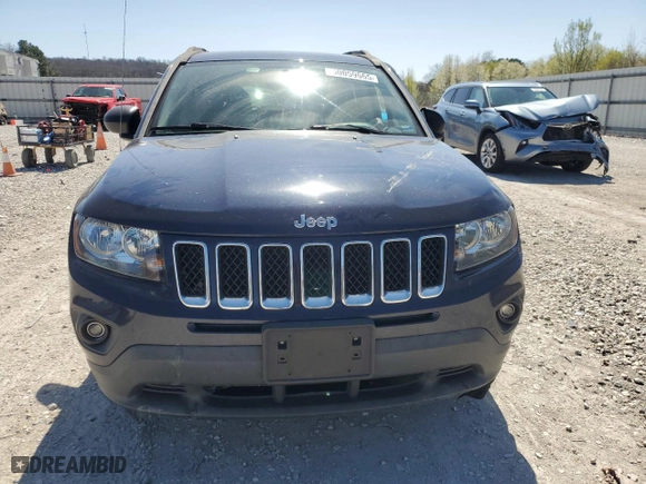 2016 Jeep Compass Sport with VIN 1C4NJCBA1GD785092, listed as a Copart auction lot 50059665 with 142,434 mi miles and Salvage Title. Bid and sale history available at carsss.com. Image 5.
