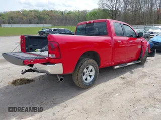 2017 Ram 1500 SLT z VIN 1C6RR7GG0HS578017, wystawiony jako IAAI lot #41935144 z przebiegiem 173 655 mil mil oraz . Historia ofert i sprzedaży dostępna na DreamBid. Obrazek 4.
