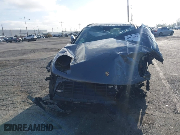 2018 Porsche Macan with VIN WP1AA2A54JLB14685, listed as a IAAI auction lot 41906101 with Not provided miles and . Bid and sale history available at DreamBid. Image 6.
