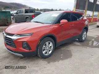 2021 Chevrolet Blazer LT с VIN 3GNKBHR4XMS567457, выставлен на аукционе IAAI как лот 41133024 с пробегом 48 422 миль миль и . История ставок и продаж доступна на DreamBid. Изображение 17.
