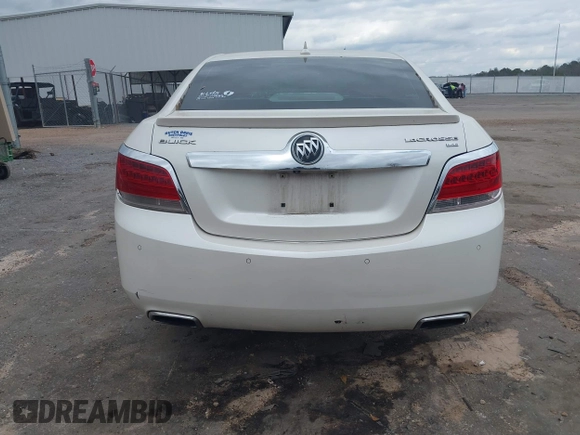 2011 Buick LaCrosse CXS with VIN 1G4GE5ED9BF300639, listed as a IAAI auction lot 41480950 with 130,394 mi miles. Bid and sale history available at carsss.com. Image 16.