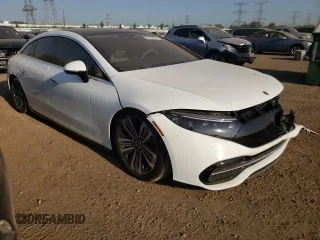 2023 Mercedes-Benz EQS with VIN W1KCG2DB9PA033976, listed as a Copart auction lot 70671834 with 7,253 mi miles and Salvage Title. Bid and sale history available at carsss.com. Image 4.