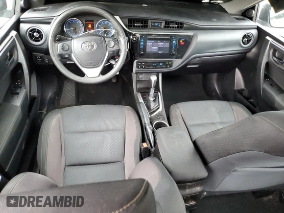 2019 Toyota Corolla L z VIN 5YFBURHE8KP898714, wystawiony jako Copart lot #56707395 z przebiegiem 86 665 mil mil oraz Szkoda całkowita • Salvage title. Historia ofert i sprzedaży dostępna na DreamBid. Obrazek 8.