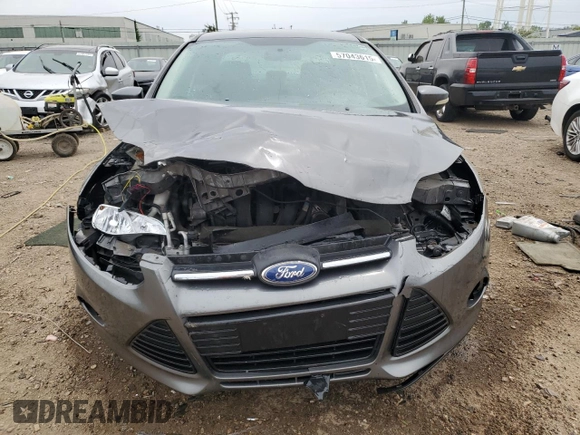 2013 Ford Focus SE с VIN 1FADP3F2XDL126674, выставлен на аукционе Copart как лот 57043615 с пробегом 126 313 миль миль и Списание • Salvage title. История ставок и продаж доступна на DreamBid. Изображение 5.