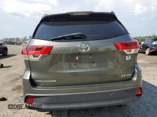 2019 Toyota Highlander LE with VIN 5TDBZRFH7KS711954, listed as a Copart auction lot 62260155 with 51,326 mi miles and Salvage title. Bid and sale history available at DreamBid. Image 6.