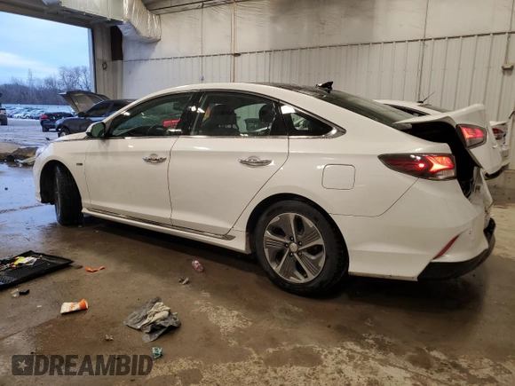 2018 Hyundai Sonata Hybrid Limited with VIN KMHE34L3XJA083972, listed as a Copart auction lot 82040614 with 124,717 mi miles and Salvage Title. Bid and sale history available at carsss.com. Image 2.