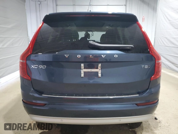 2022 Volvo XC90 Momentum with VIN YV4102PK2N1785627, listed as a Copart auction lot 50036875 with 41,753 mi miles and Salvage Title. Bid and sale history available at carsss.com. Image 6.