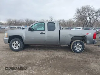 2013 Chevrolet Silverado 1500 LT with VIN 1GCRKSE73DZ268481, listed as a IAAI auction lot 41461642 with 280,718 mi miles and . Bid and sale history available at DreamBid. Image 14.