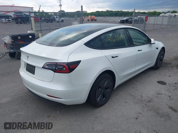 2023 Tesla Model 3 z VIN 5YJ3E1EA5PF503654, wystawiony jako IAAI lot #42622031 z przebiegiem 28 476 mil mil oraz . Historia ofert i sprzedaży dostępna na DreamBid. Obrazek 4.