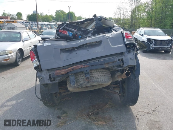 2005 Mercury Mariner Luxury с VIN 4M2CU57125DJ10233, выставлен на аукционе IAAI как лот 42028770 с пробегом Не указан миль и . История ставок и продаж доступна на DreamBid. Изображение 15.