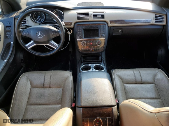 2012 Mercedes-Benz R-Class R 350 BlueTEC with VIN 4JGCB2FE0CA150657, listed as a Copart auction lot 70164484 with 323,743 mi miles and Clean Title. Bid and sale history available at carsss.com. Image 8.