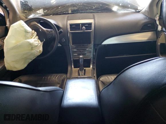 2014 Lincoln MKX z VIN 2LMDJ8JK9EBL02907, wystawiony jako Copart lot #54333965 z przebiegiem Nie podano mil oraz Tytuł czysty. Historia ofert i sprzedaży dostępna na DreamBid. Obrazek 8.